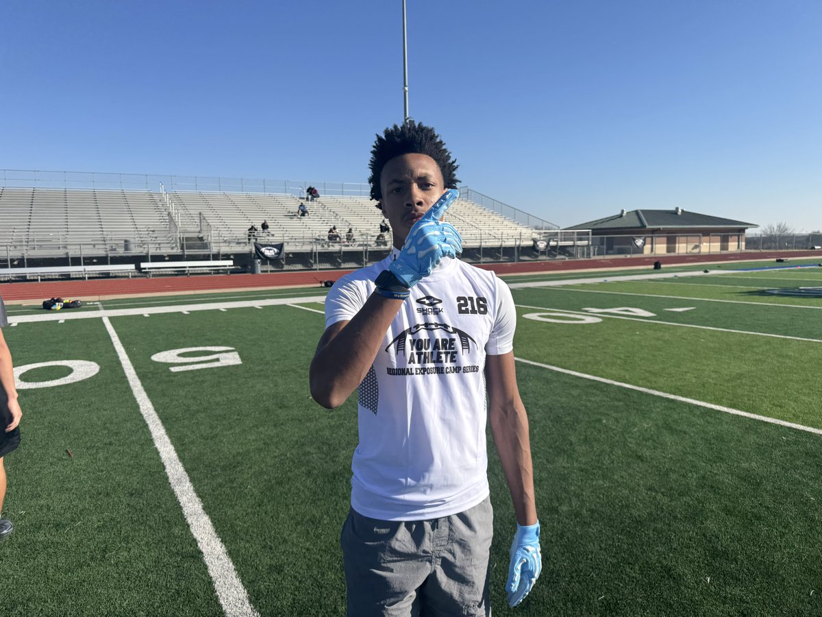 LandynRosow's tweet image. 2027 WR Braeshun Weary has been the most impressive WR today @youareathlete 

Very quick and twitchy for his size. 

@brae5k