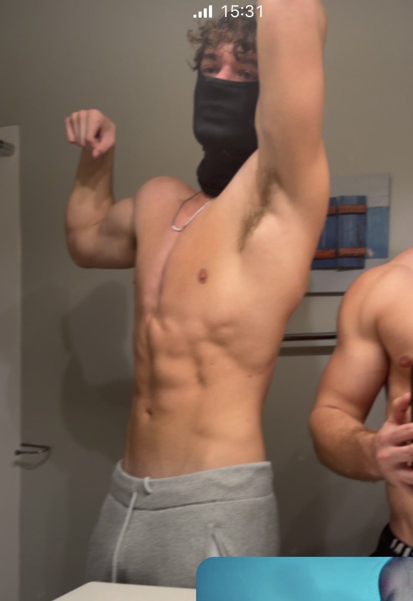 AmericanAlphas1's tweet image. Shoutout to the hottest 6'5 alpha @AlphaMassaMikey who been putting out just 🔥🔥pics lately