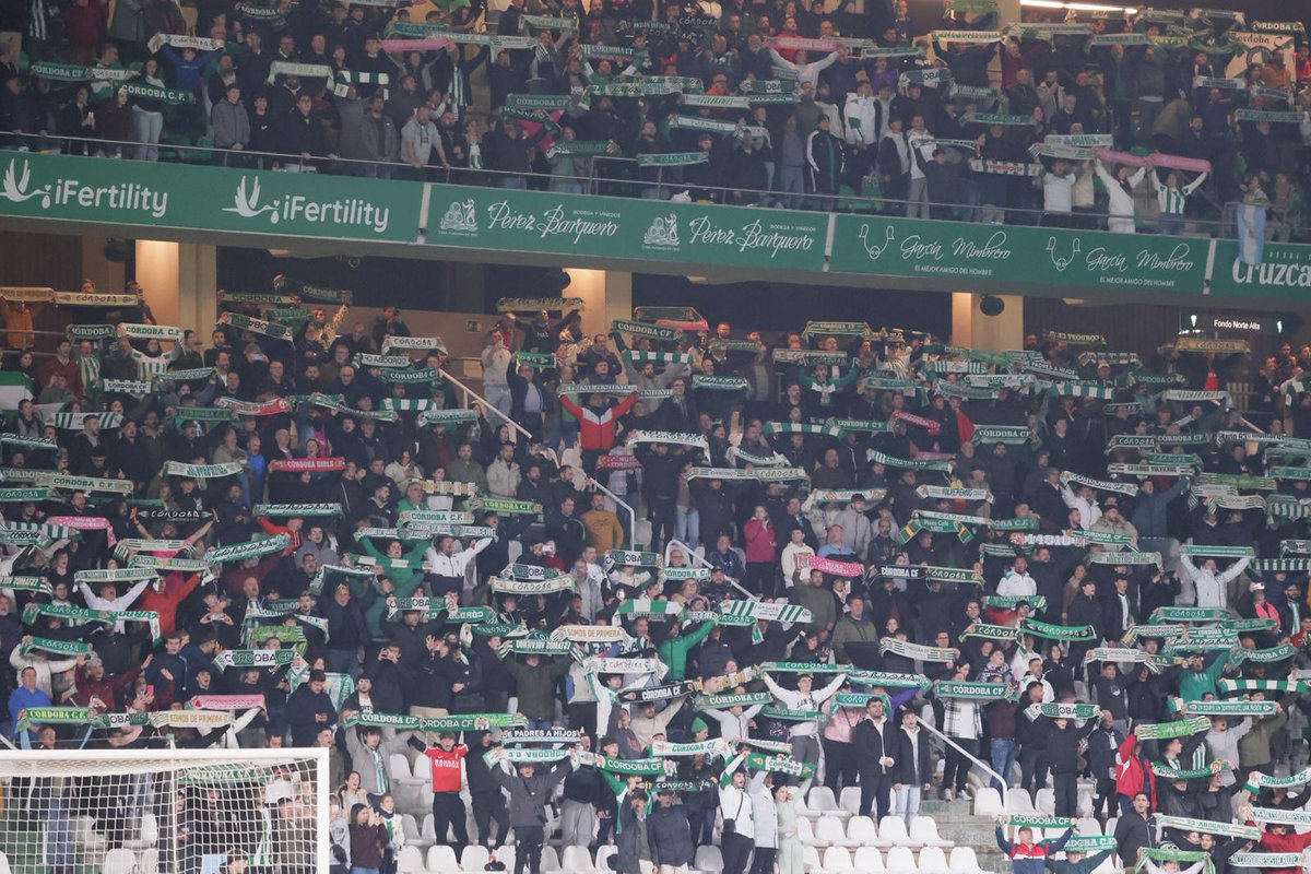 ¡Hoy somos 14.212 espectadores! 🏟  

¡Gracias, AFICIÓN! 🤍

#CórdobaBurgosCF #LaLigaHypermotion