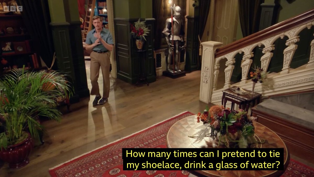 JoeWritesThings's tweet image. When you're in the office but can't be arsed doing anything #TheTraitors