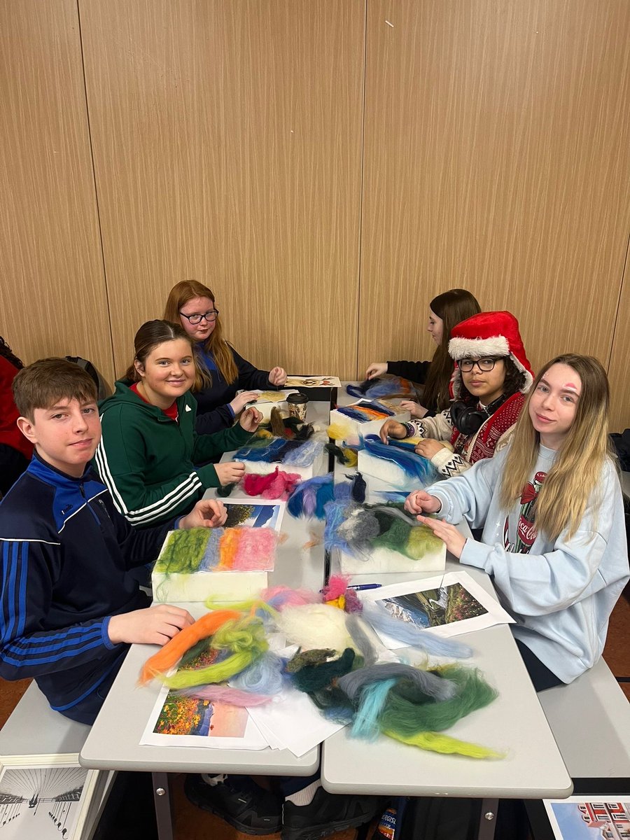 ComeraghCollege's tweet photo. Thanks to much to Woolly Crafts for coming in before Christmas to do a felting workshop with 1st and 2nd year HomeEc students. They made some fabulous pieces!🖼️🧶 @TipperaryETB https://t.co/Kqrc56edKO