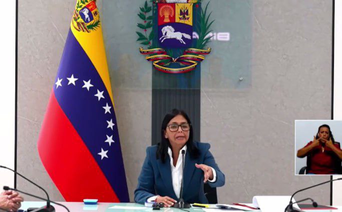 🚨🇻🇪 Exigimos la inmediata liberación del presidente Nicolás Maduro y de su esposa Cilia Flores. Único presidente de Venezuela, Nicolás Maduro
~ Delcy Rodríguez, Vicepresidenta de la República Bolivariana de Venezuela