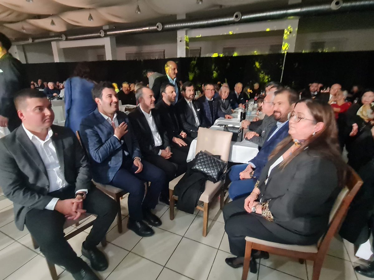 📍Kemer

Merve Minta ile Süleyman Dede kardeşlerimizin nişan yüzüklerini taktık. Tamamına ermesini diliyor, gençleri tebrik ediyoruz…