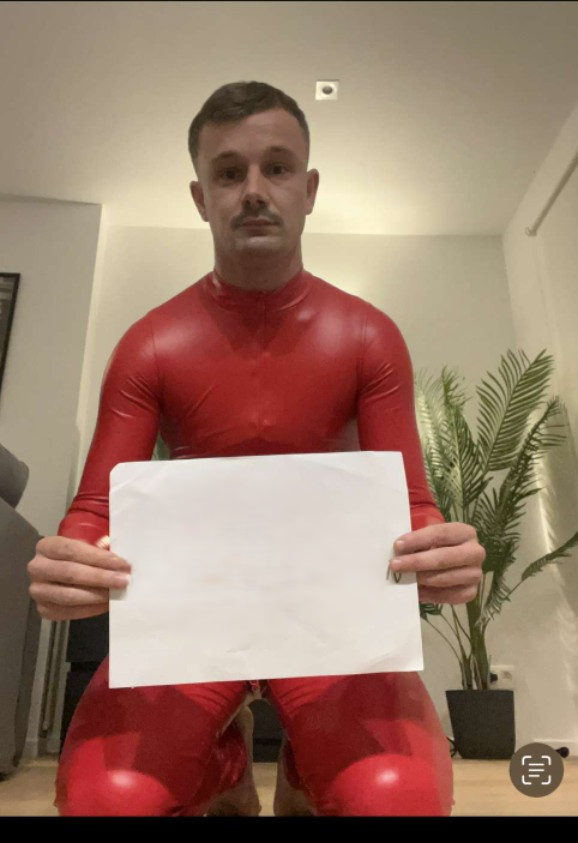 dominajulia045's tweet photo. une belle putain #soumis #maitresse #findom #femdom #domination #fetichiste #feet #cashmeet #moneymiss #moneyslave #sissy #domina #sugardaddy #moneyslavefrancais #findompaypigs https://t.co/zxyJe2EFlz