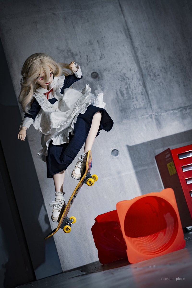 ゆけ！マノンちゃん！ 跳べ！メイドスケーター٩( ᐛ )و🛹✨
#メイドスケーター
#ドールスタジオaile