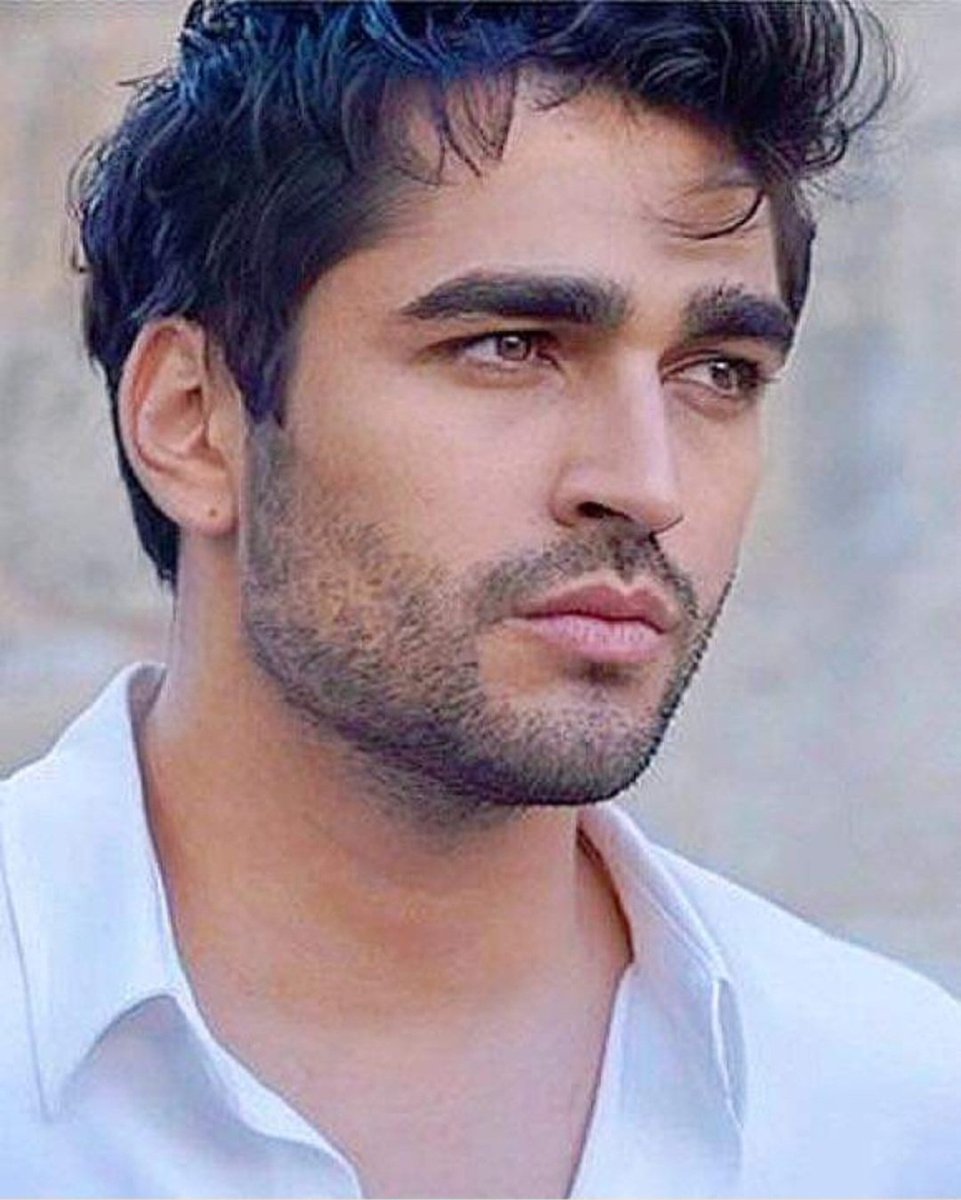 Fe_li__'s tweet image. Ho un sogno 🥹🥹

#MertRamazanDemir
#PınarDeniz