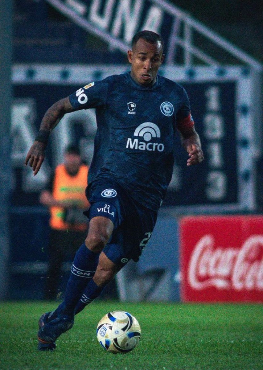 ‼️💣 #River tiene NEGOCIACIONES EN CURSO para incorporar a Sebastian Villa. 

💰 La representación del jugador reconoce que si desde Nuñez mejoran el ofrecimiento económico, son optimistas de que SE PUEDA CONCRETAR.

ℹ️ <a href="/MatiasjCabezas/">Matías Cabezas</a>