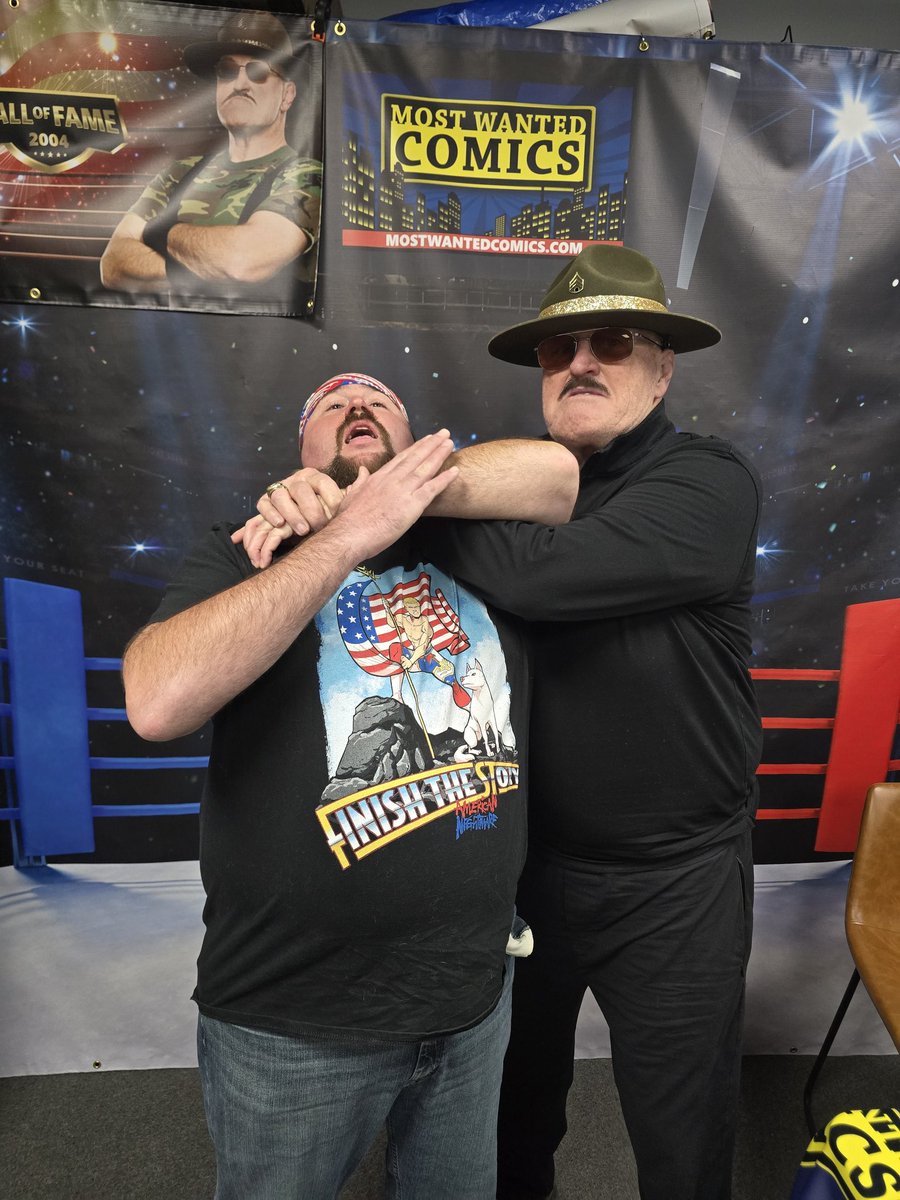 PicDaddy82's tweet image. ATTENTION!!! Meeting @_SgtSlaughter was an Honor! And I some how survived the Cobra Clutch! If you have the chance go and meet him!! AND THATS AN ORDER!!!! 
#GodBless