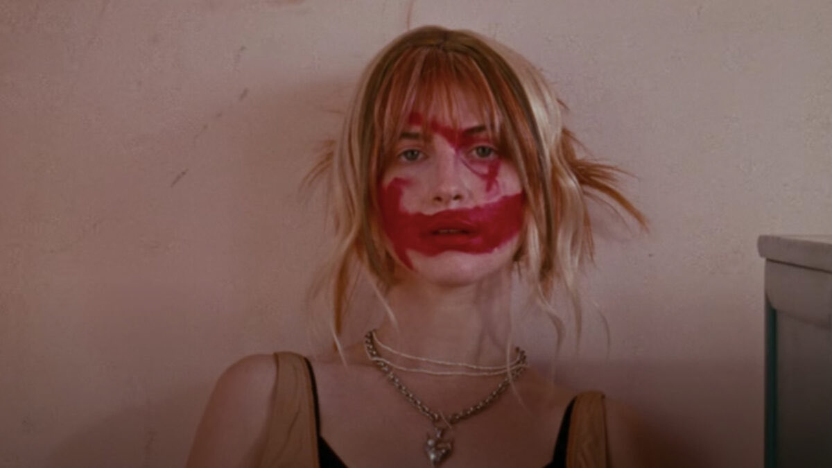 nvrfeltsoglum's tweet image. paramore this is why era music videos you will always be famous!!!