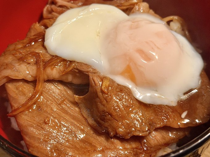 松坂牛丼してる 