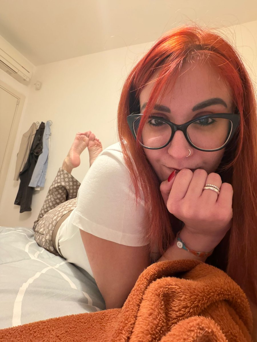 IlaBorgonovo's tweet photo. In silenzio, guarda. Osanna. Omaggia. È l'unica cosa che sei in grado di fare.

https://t.co/SpQKoHhi1g
https://t.co/yr5BHTuaUv

#feetِ #mistress #slave #findom #femdom #paypig https://t.co/fJrCEGaBIU