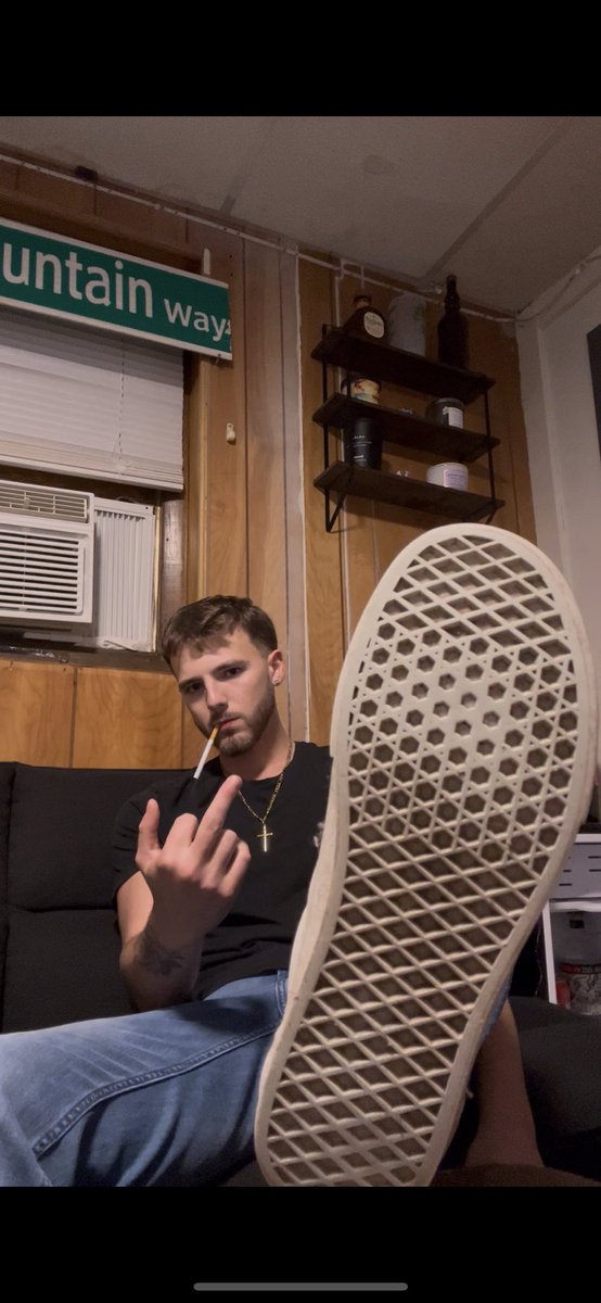 Tyleralphaman's tweet image. Lick it from heel to toe