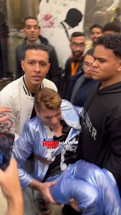 دي عملية خروج العندليب الابيض من فرح كروان مشاكل كانت اصعب من خروج مادورو من فنزويلا