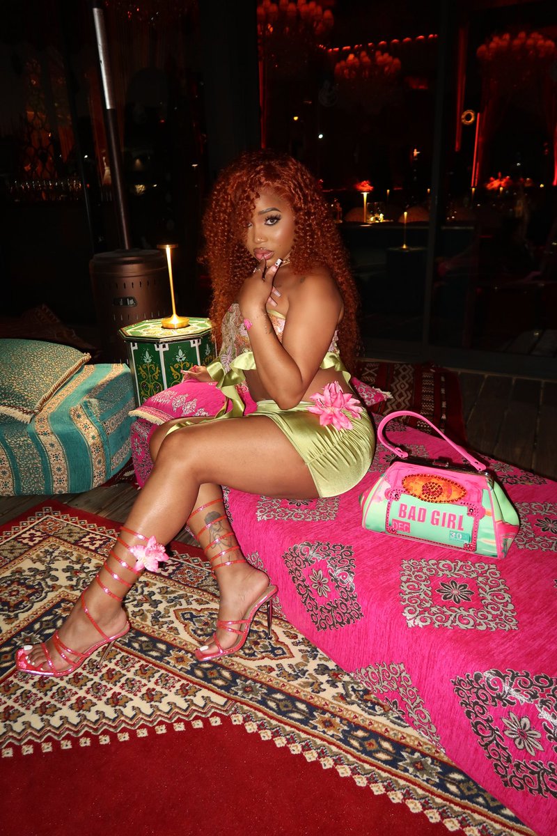 the baddest Capricorn..12/31💐