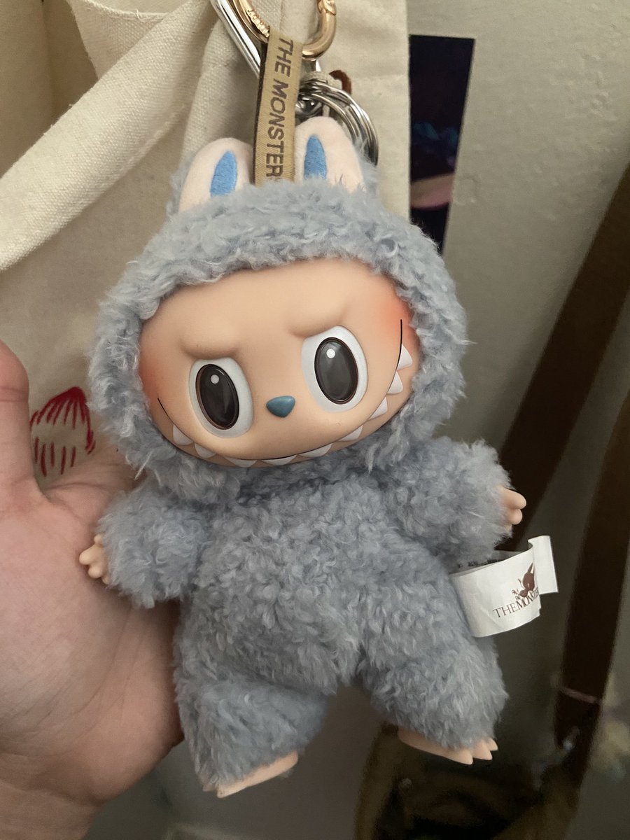 pixelcutes's tweet image. …hm.