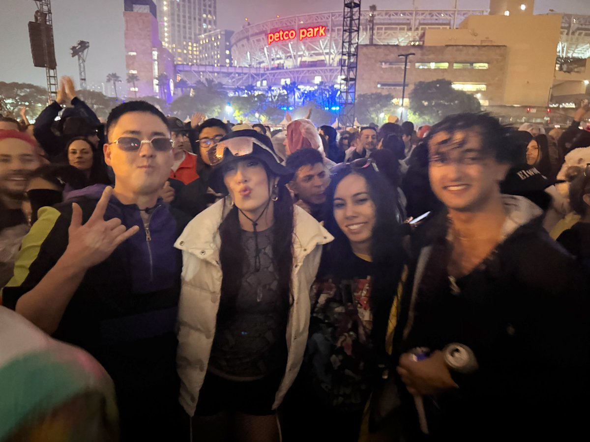 daarlingmc's tweet image. Anyways, proper was fun :D