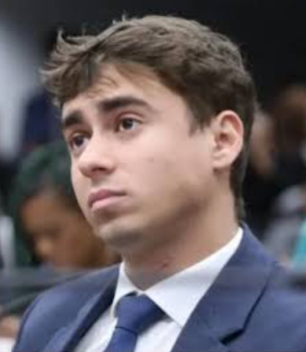 vinicios_betiol's tweet image. Perguntei ao chatgpt se um deputado que tenha insinuado a invasão do Brasil pra captura do presidente está cometendo crime e esta foi a resposta. O governo Lula tem a obrigação de pedir a investigação do Nikolas Ferreira. A extrema direita está se aproveitando da ânsia predatória…