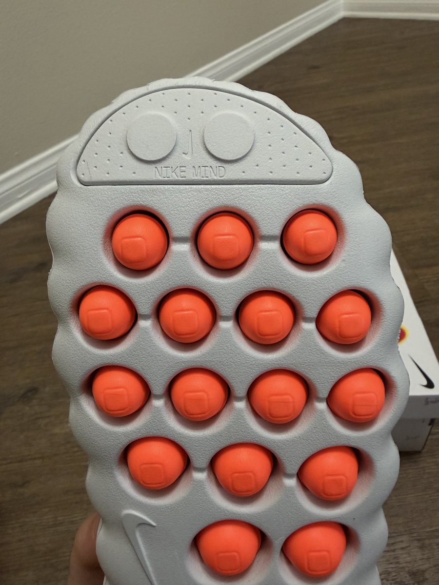 The Nike Mind 001 launches next week 🧠🧠🧠

Details: rtrv.in/3LosMei