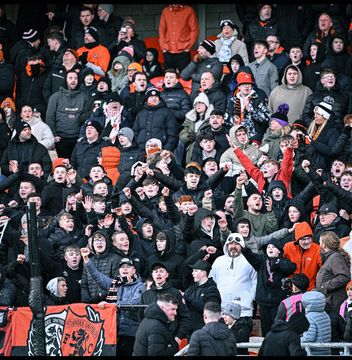 our city our rules 💙 tweet media