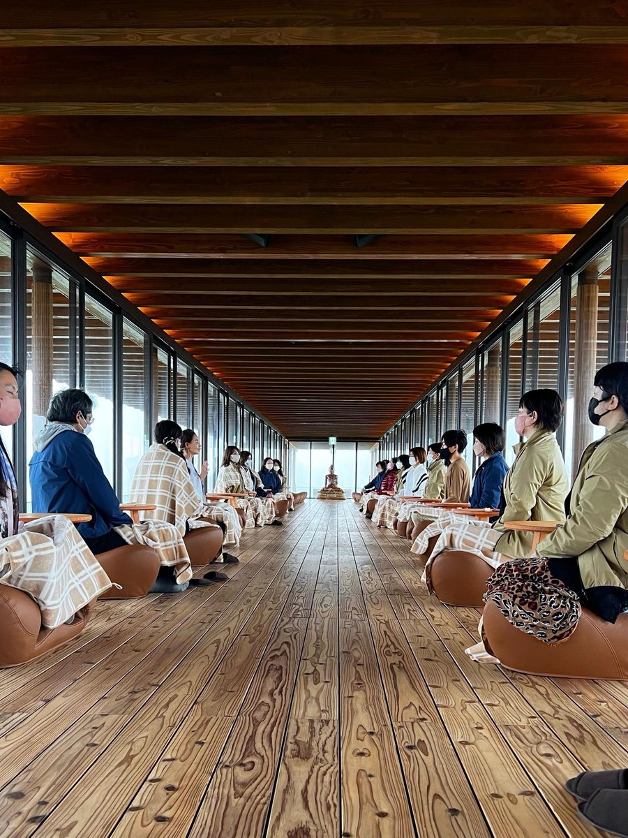 voguejp's tweet image. 淡路島「禅坊 靖寧」の座禅リトリートで、アクティブなデトックス体験を。
voguejapan.visitlink.me/eQ4Ps_