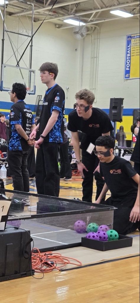 THS Robotics finished 3-2  (11 of 25) in our first comp of season.  Had some bad luck but finished :
-top 5 scoring
-event high score (326)
-Received ‘Accomplished’ or ‘Exemplary’ in 18 of 21 judging categories 

We also received the “Reach Award” for our work with the middle