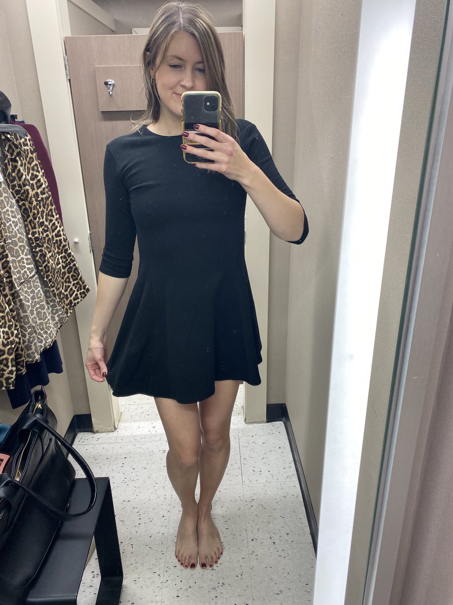 Elizabeth 😇 tweet media