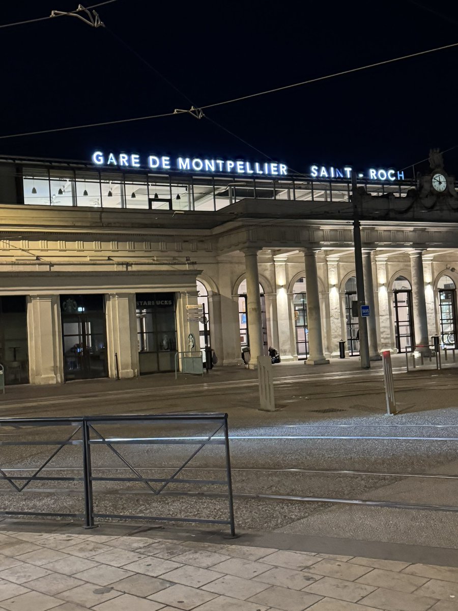 Awaiting the <a href="/usldunkerque/">USL DUNKERQUE 🐬</a> legends!!!!