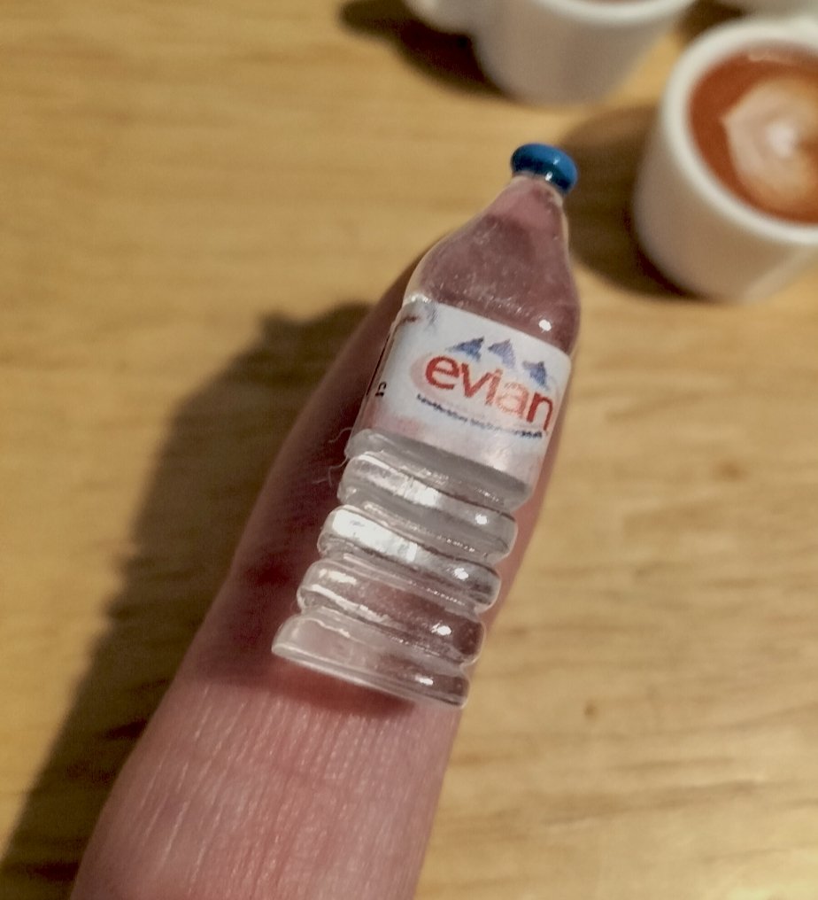 Spicefagg's tweet image. My bestie got me new tiny things for my collection for Christmas 😭✨