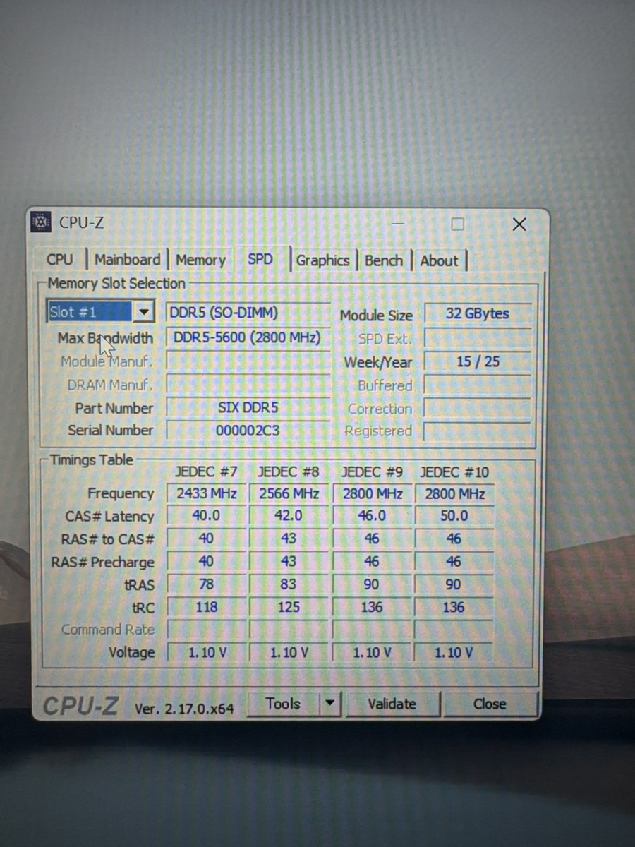 kagehiro1013's tweet photo. ASUS Expartbook P3のメモリ増設完了。
買ったばかりのノートPCを開けるのはちょっと緊張しましたが、無事認識されて64GBマシンになりました。
ガンガン使い倒していきます。
#asus #expertbook #メモリ増設 https://t.co/XwdsyjGvWB