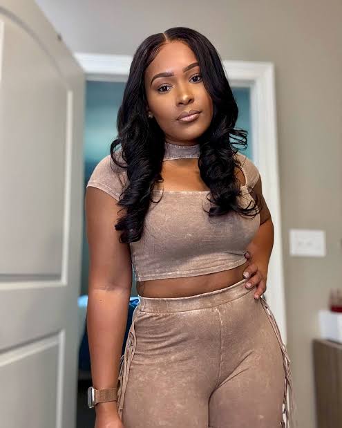 mistressM547's tweet image. Confidence looks good on me 💕