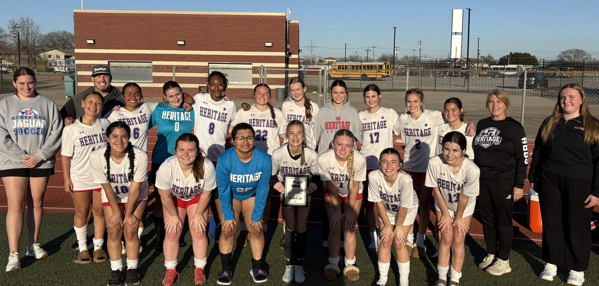 Jagsoccergirls's tweet image. The JV Jags battled but fell short in the championship match of the Judy Hammond Tournament 0-1.
Had some chances, just couldn’t get the tying goal. Conceded an unlucky goal, but defended well throughout the match.
Very proud of the effort of the team!
❤️⚽️💙
@MidloHeritage