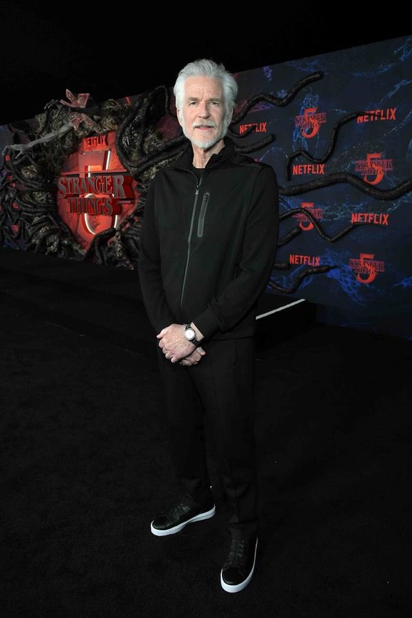 hopfiIms's tweet image. now we know why he showed up to the premiere dressed like this. he truly didn’t give a fuck 😭