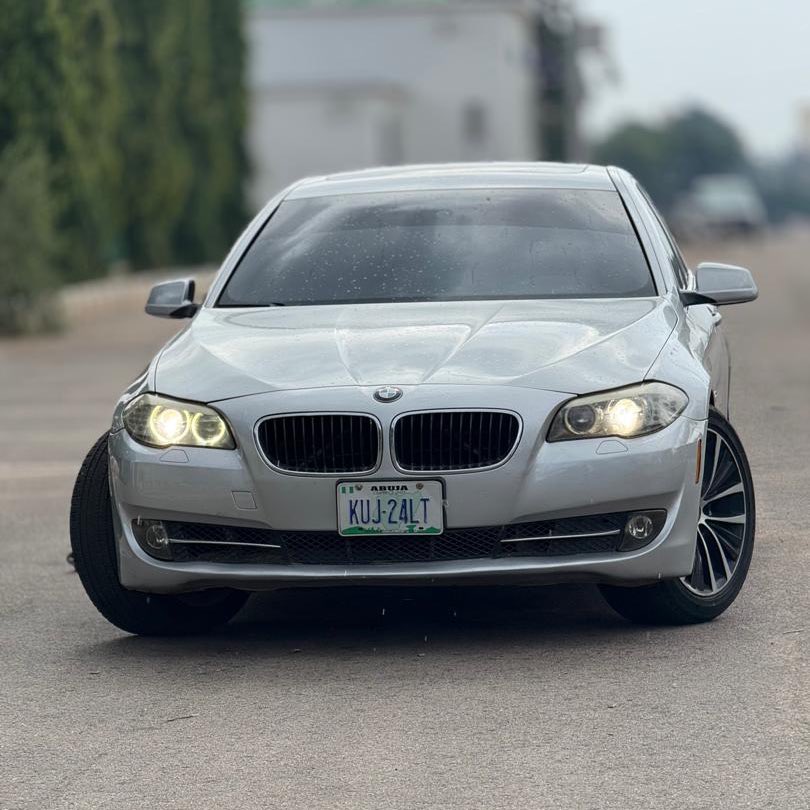 ABMOTORS_NG's tweet photo. Extra Clean Unregistered 2013 Bmw F30
Price 9.8m Last 
Original Custom Duty 
Location Kaduna 🇳🇬 

📞 07068404450 https://t.co/TRz6Y9lVFg