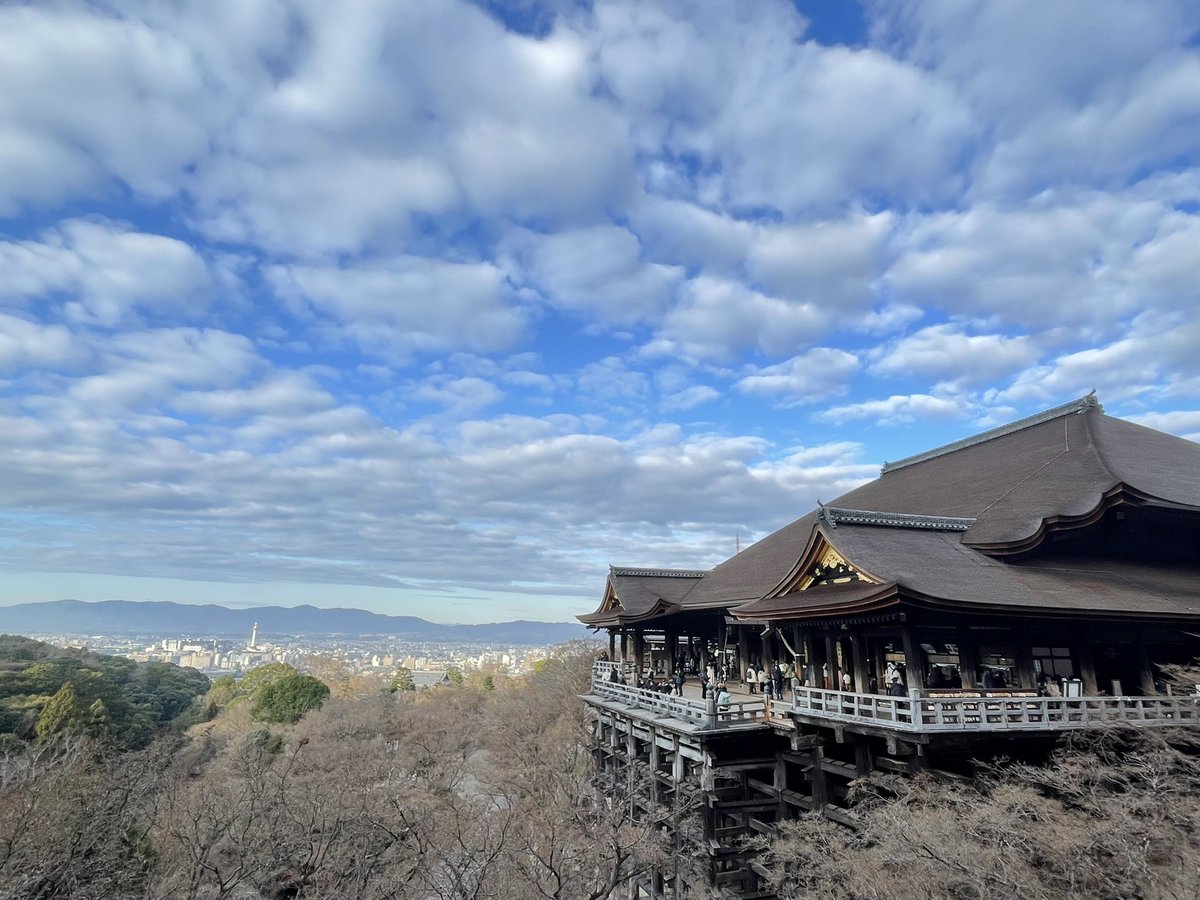 Infinity1028f's tweet image. 清水寺へ初詣
魔封じの芳香が発動中だった