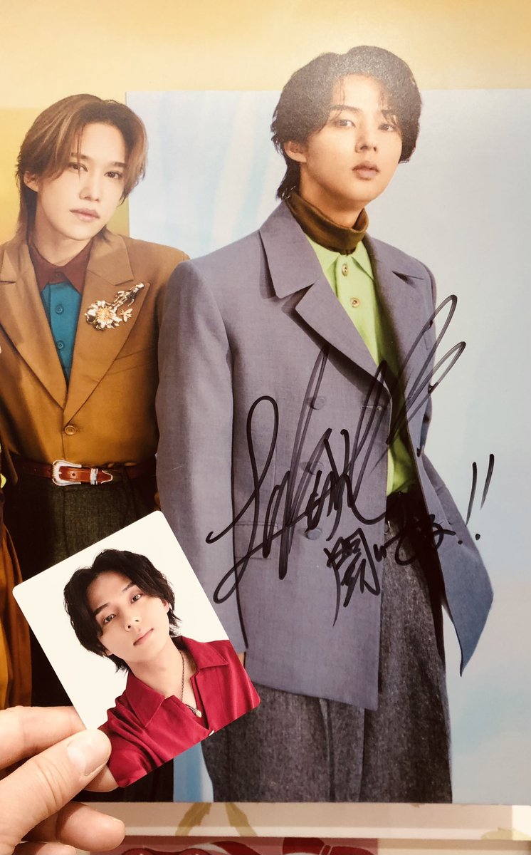 藤ヶ谷店長とサイン✍️を見つけに。 そして、通常盤はsold out✨ 限定