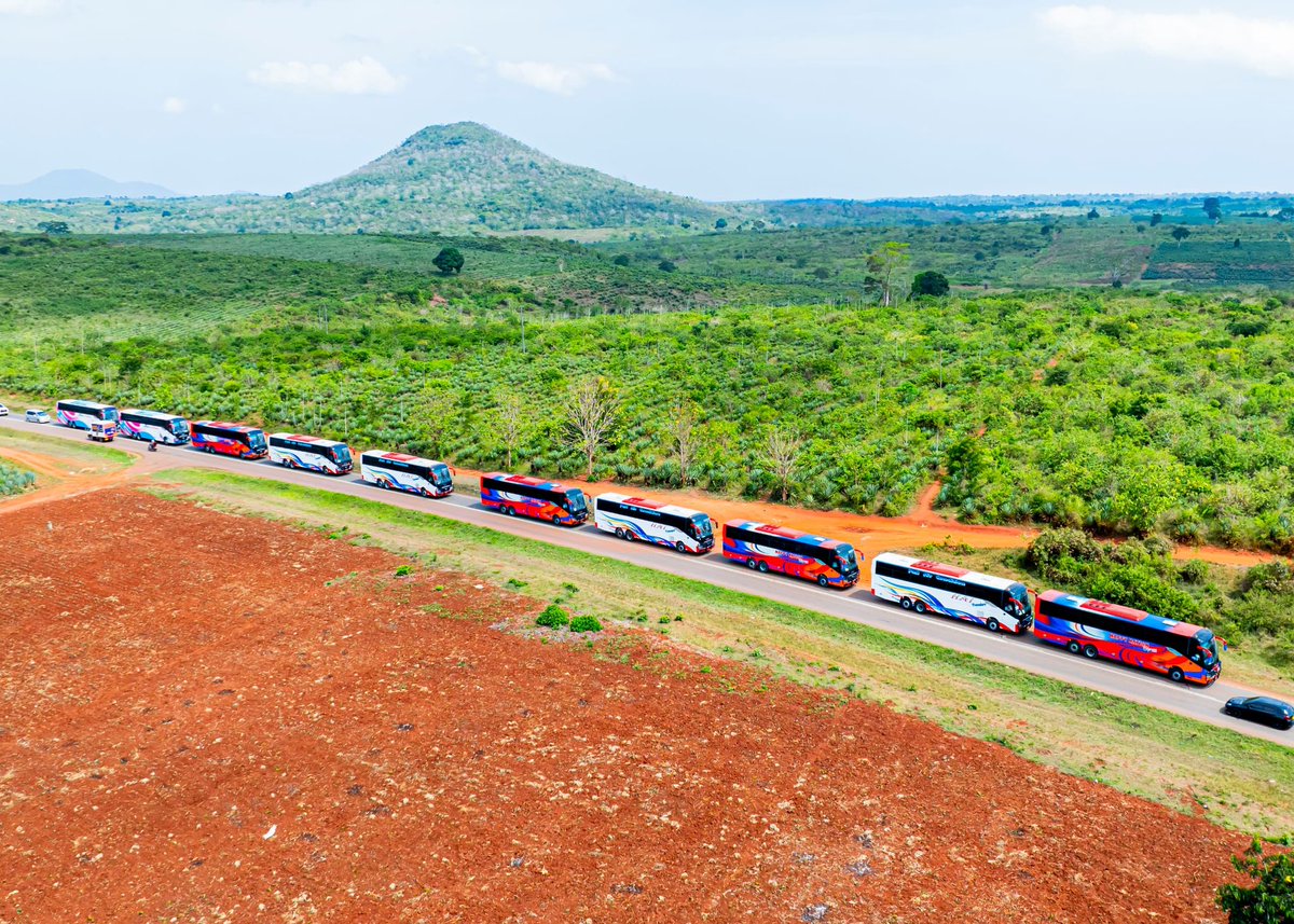 TBoundBuses's tweet photo. List Ya Higer PF4 π₯π₯
Zote zimeshuka hapo Tanga port
1.#HappyNationExpress 2
2.#HaiExpress 2
3. #KisboSafari 2
4. #KiaziKitamu 1
5. #AsanteRabi 2
6. #KandaharInvestment 1
7. #IsamiloExpress 4
8. #NewSongoExpress 3
9. #SURPRISE 2
10. #CityBoyExpress 1 https://t.co/xupNy0L8ZT