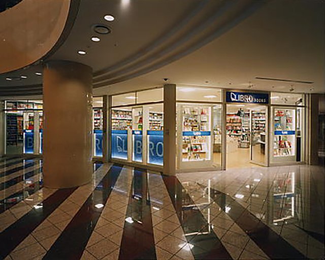 汐留シオサイト地下歩道 音楽イベント情報 tweet media