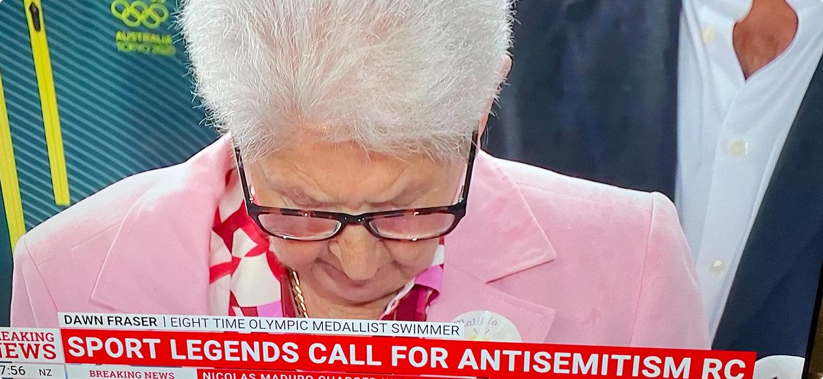 philkaiba's tweet image. I hope every left wing politician ⁦@AlboMP⁩ and every left wing flog that rubbish’s our country, every muppet that burns our flag, every person invited to share our great nation but then disrespects it and its people listens to the speech Dawn Fraser just gave.