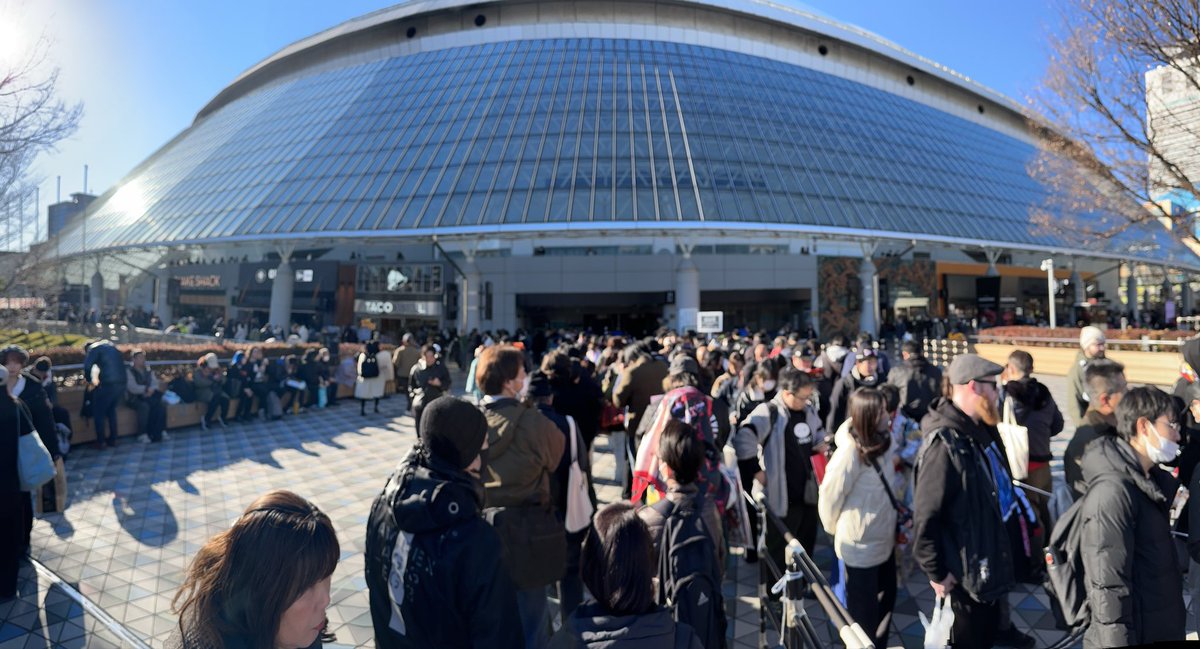 RingsideBeard's tweet image. Wrestle Kingdom 20.
Hard to believe we’re actually here.
#njpw #wrestlekingdom #goace #tokyo