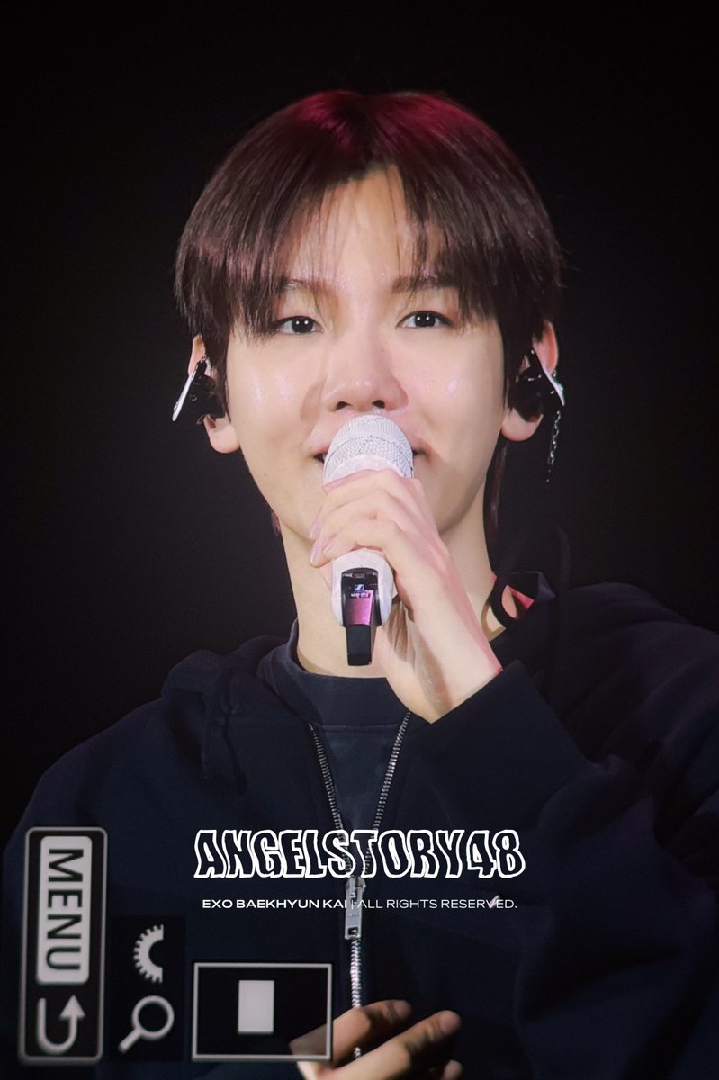 AngelStory48's tweet photo. 260104 Reverie dot 사첵

#백현 #BAEKHYUN #ベッキョン 
@B_hundred_Hyun https://t.co/zoq94ipvtb