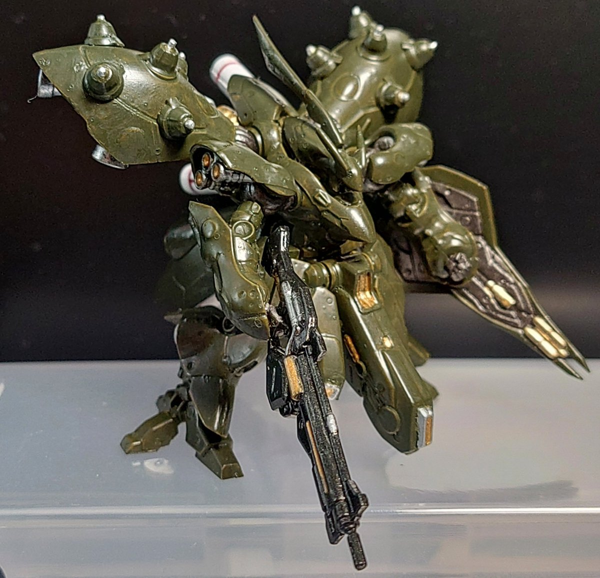 ガンダムアーティファクトのナイチンゲール全塗装完成 正月休み中に