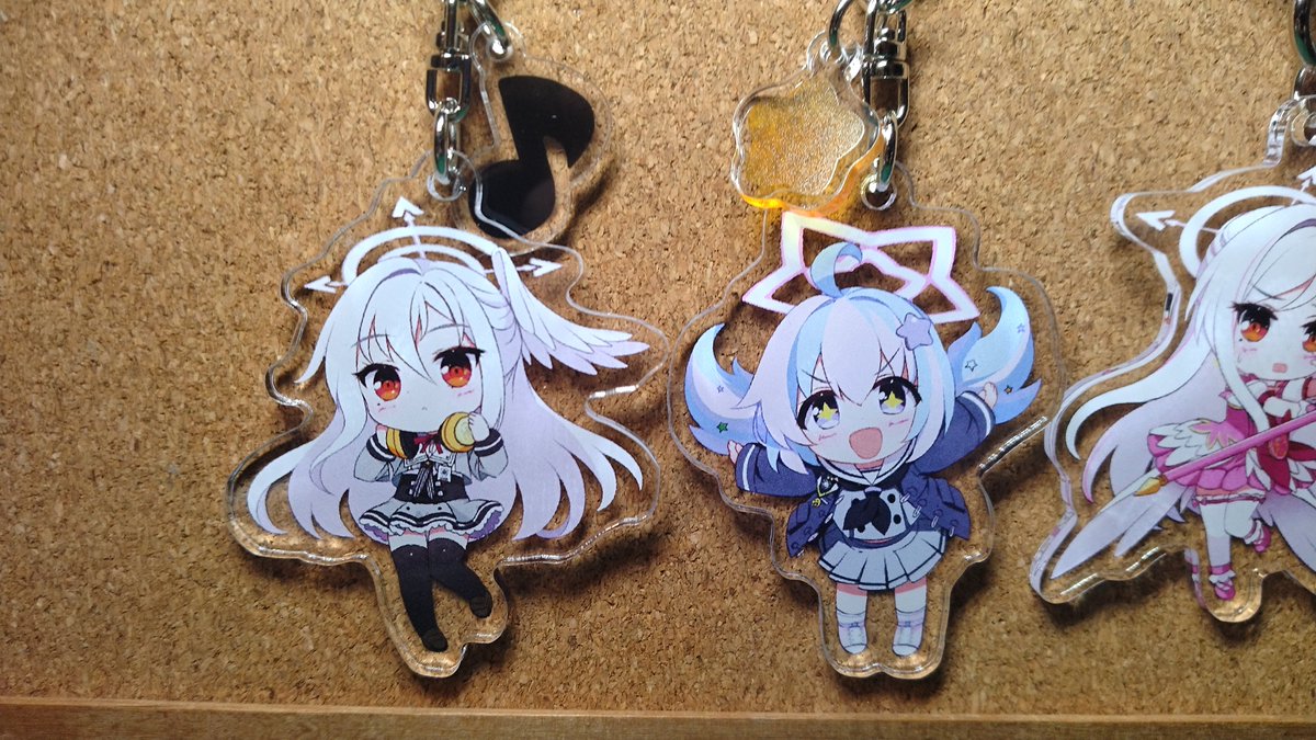 ふりすくさん(@flisk1129)のアクリルキーホルダー4種！ トリニティ自警