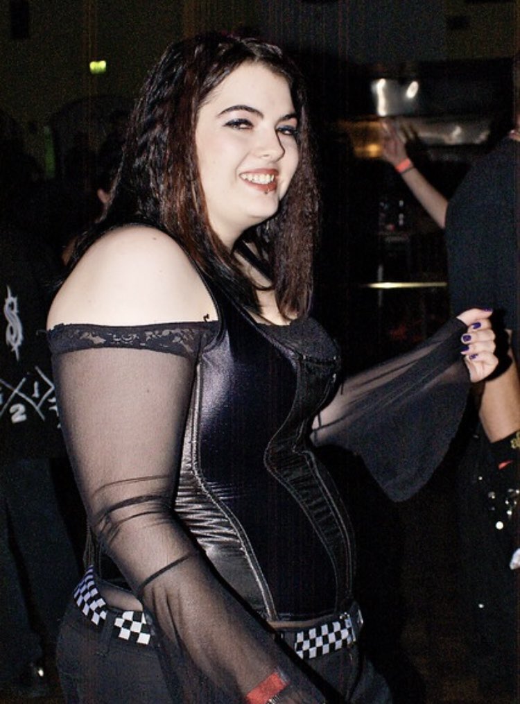 bab0oshk44's tweet image. club xile, 2008