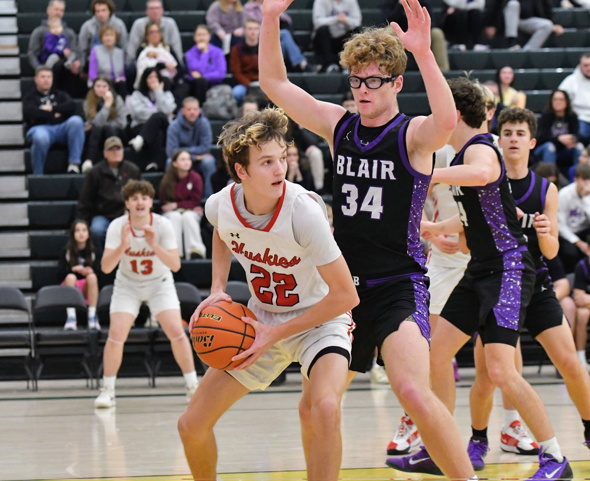 Might call it a "get right" game for Aurora, a balanced attack in a 54-35 win over Blair at the Hoops for Feek Classic in Gretna. #nebpreps