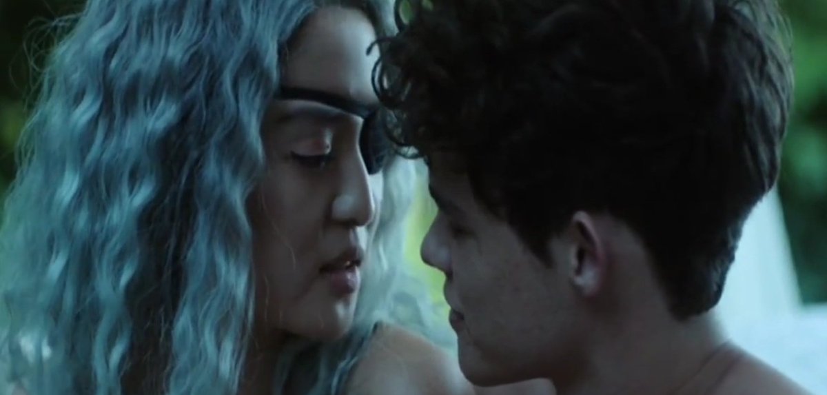 Jaye Ruse Watching titans just cuz it has jayrose....