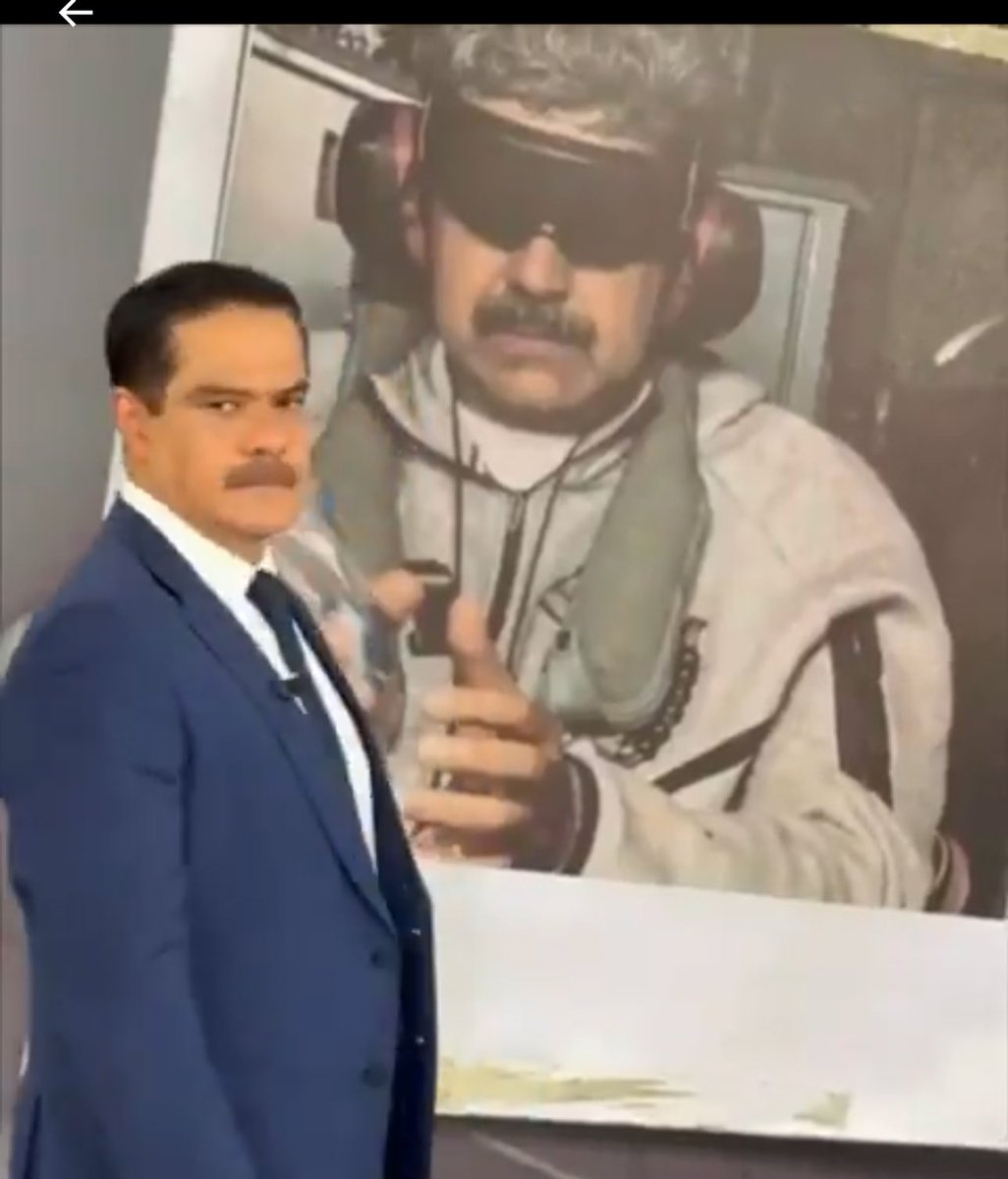 LaMalaC's tweet image. Cuando te pasan las fotos de la fiesta de ayer.