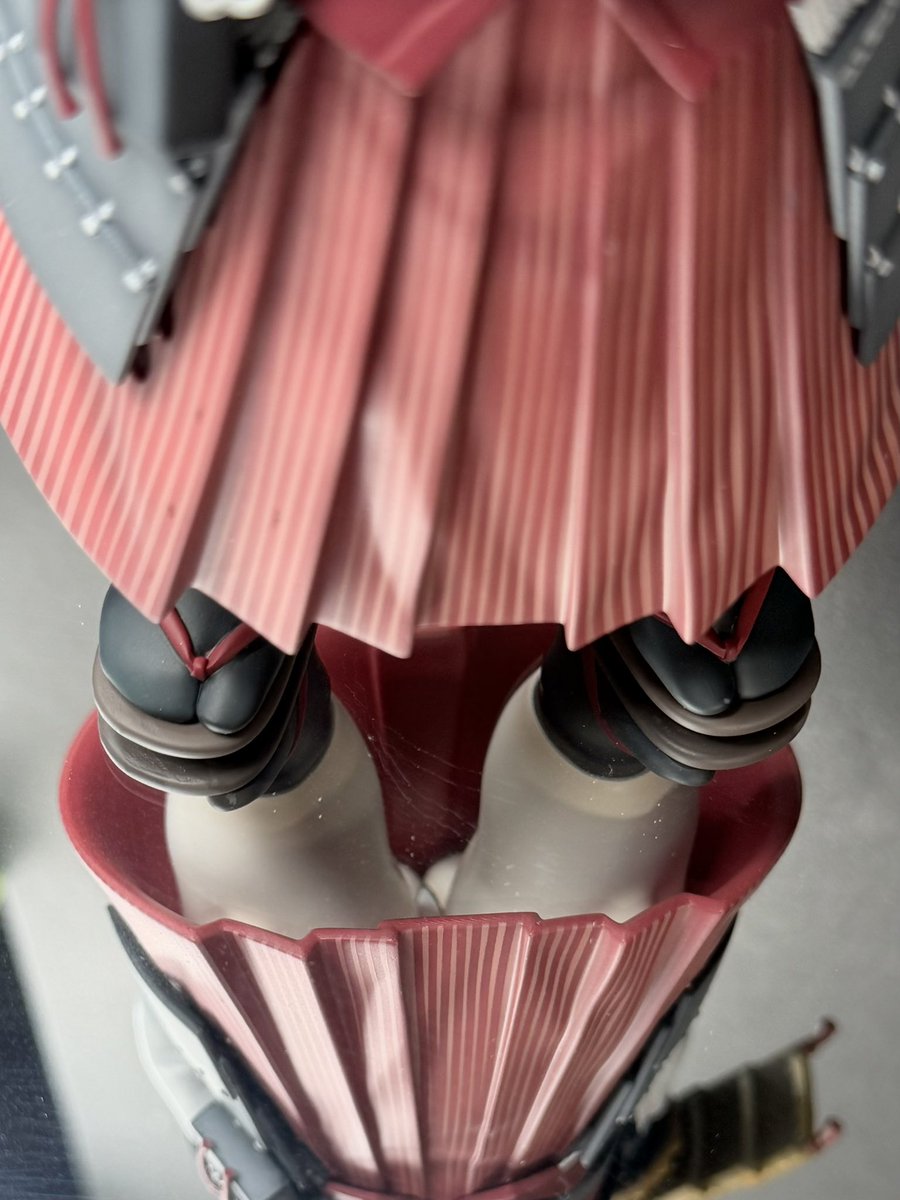 彩(*´꒳`*) こんなチラリズムも楽しめます。 きっとイベントでまた販売がある