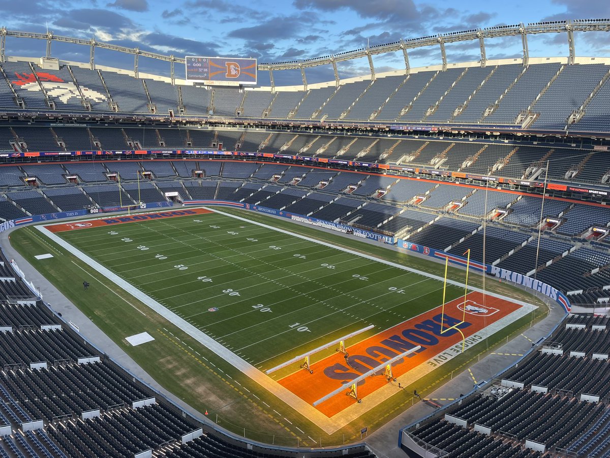 Ch3fC0llin tweet media