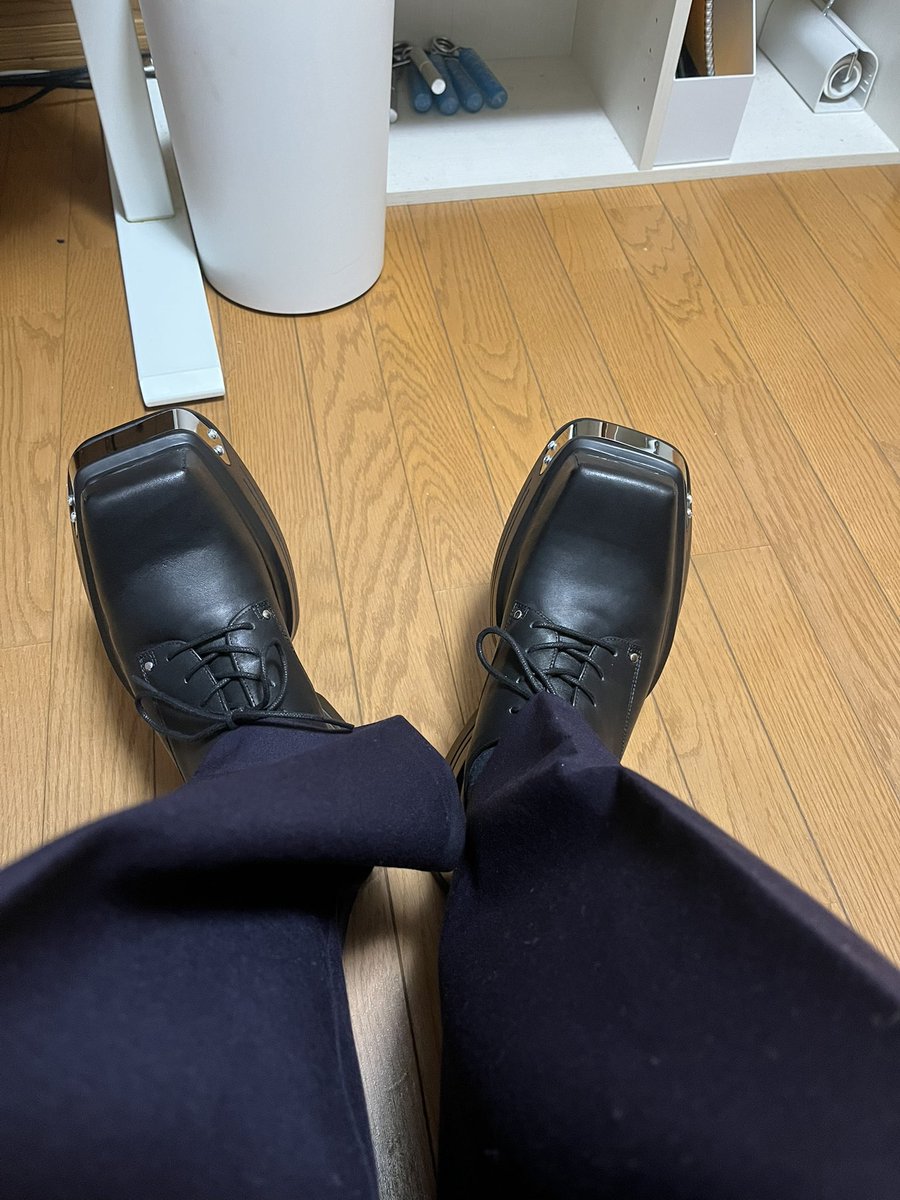 _M4ME_'s tweet photo. 最近買った靴 https://t.co/pYYZwFyrYC