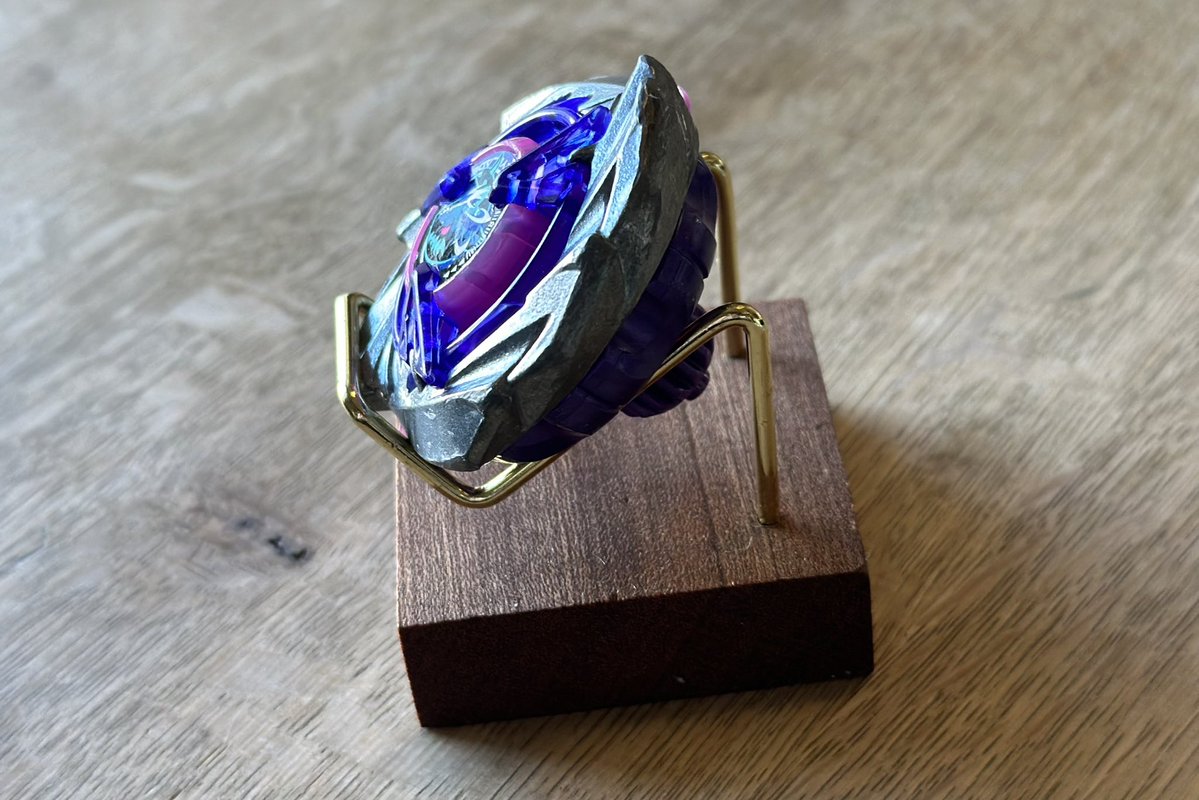 シャークスケイル7-55J
【Combo: Pouncing Shoreshark】